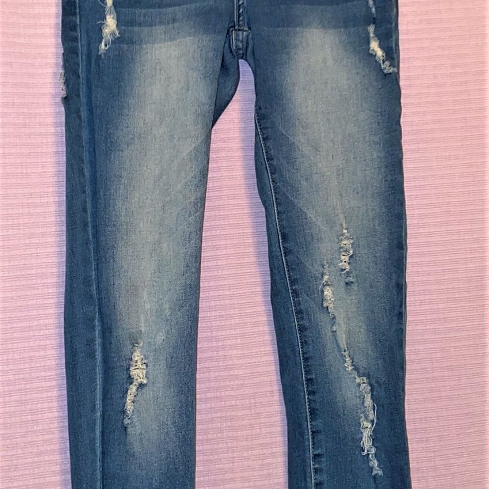 NWOT VIP Ripped Retro Vintage Designer Jeans Juniors Size 3/4 - Picture 2 of 10